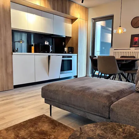 Sunflower Luxury Haven By Iulius Mall And Fsega *