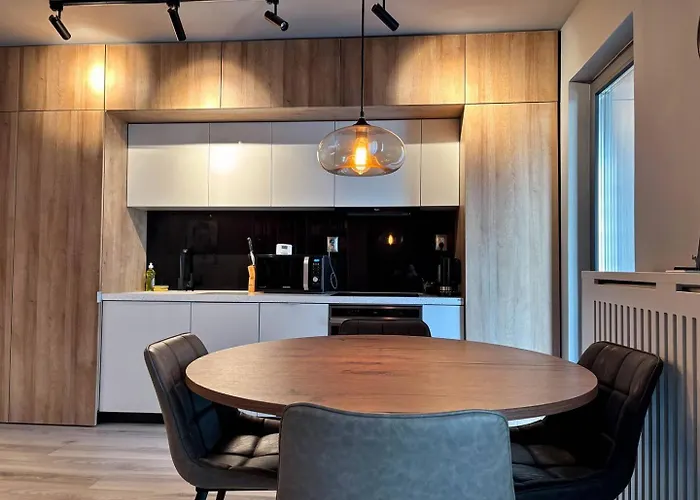 Sunflower Luxury Haven By Iulius Mall And Fsega Daire *